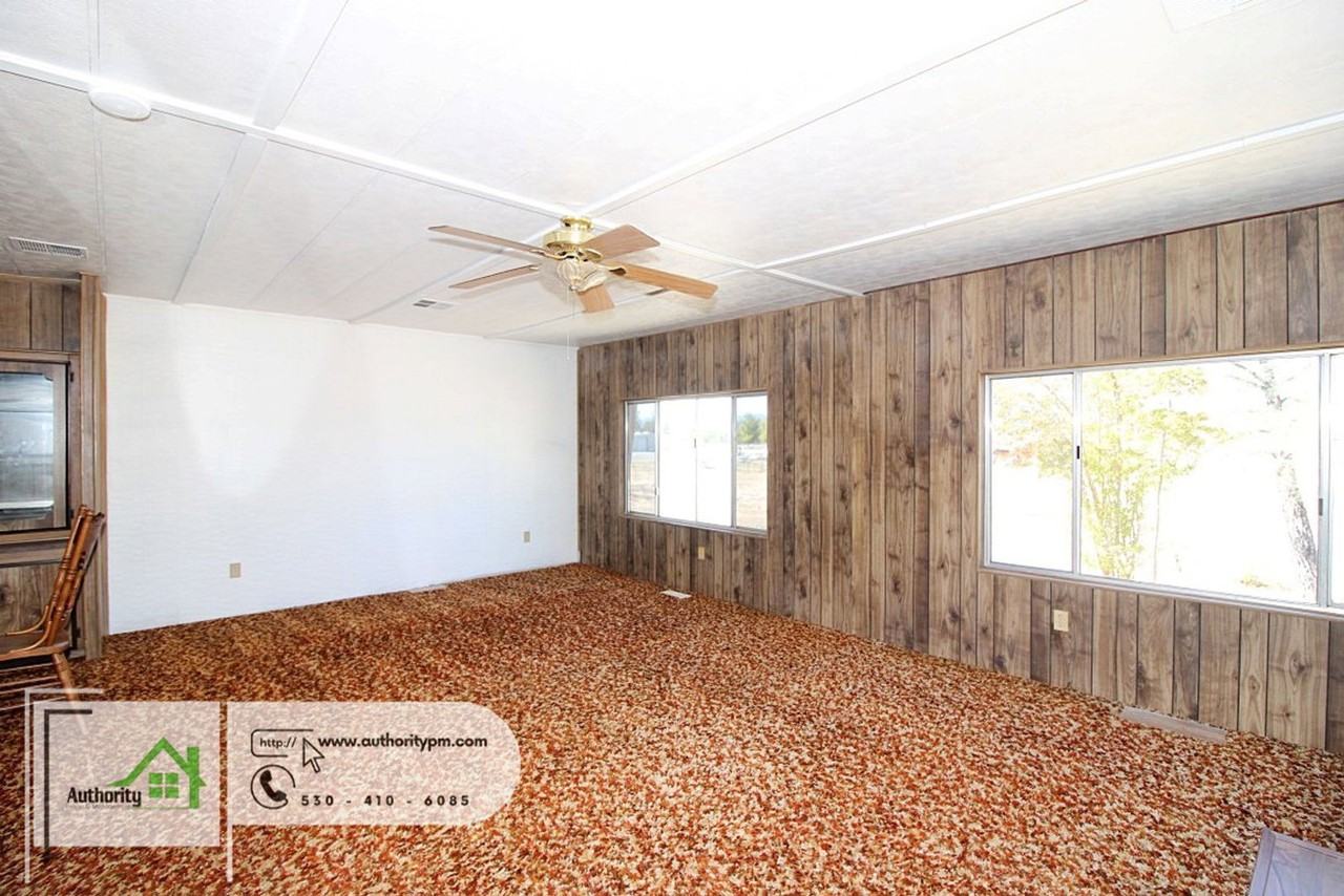 11838 Devon St - Photo 5 of 24