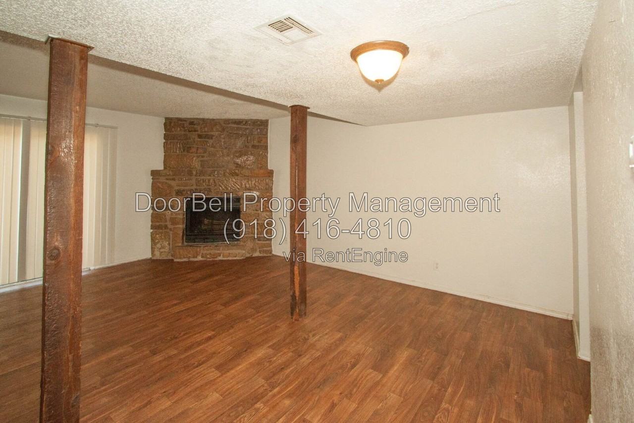 14403 S 302nd East Ave #A - Photo 5 of 23