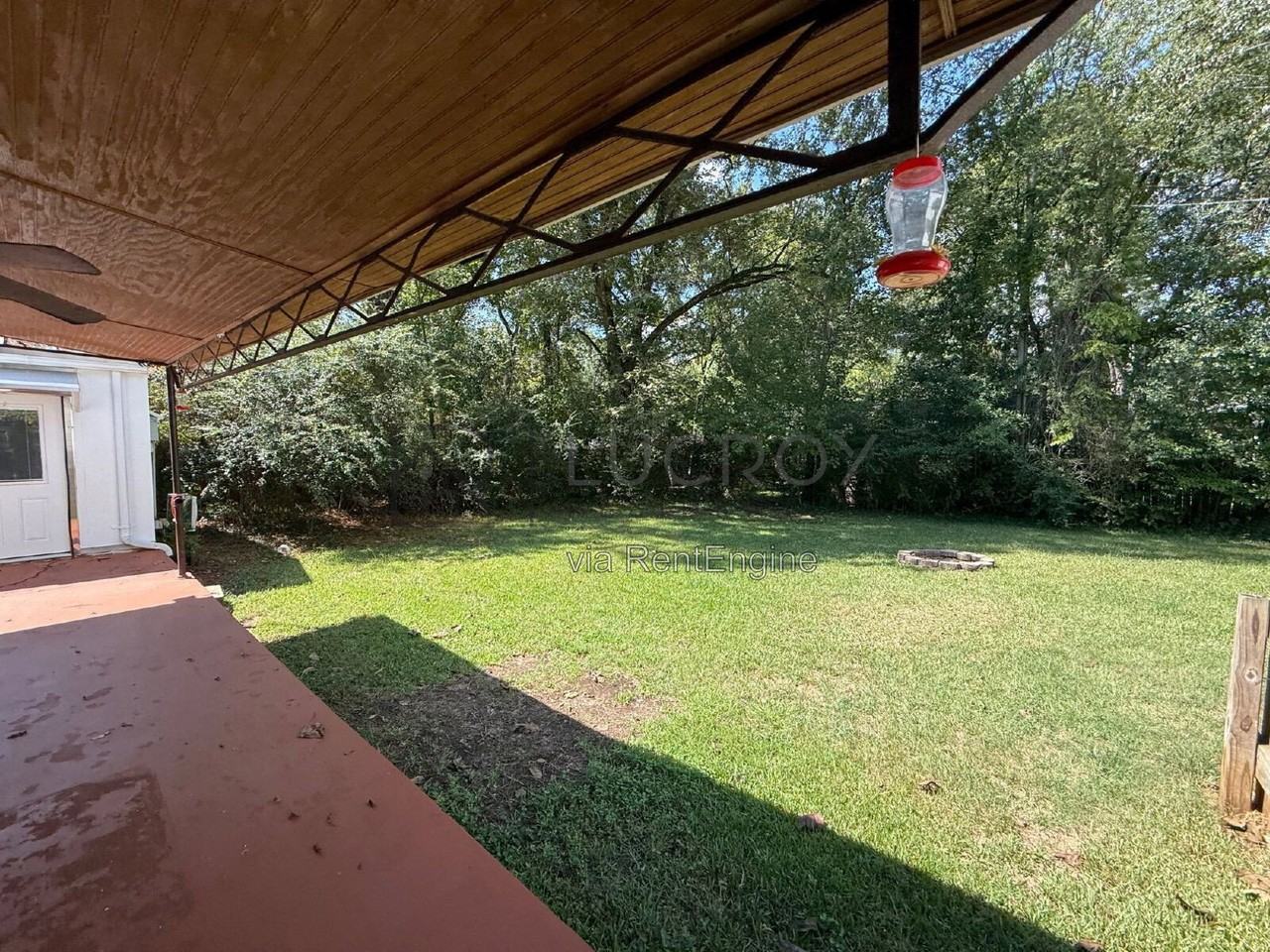 715 Meadowbrook Rd #B - Photo 4 of 10