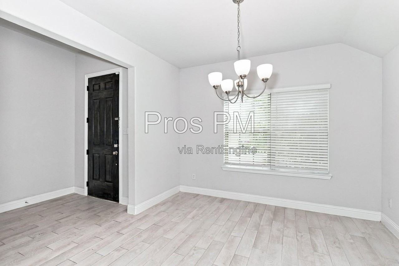 4218 Calla Dr - Photo 6 of 16