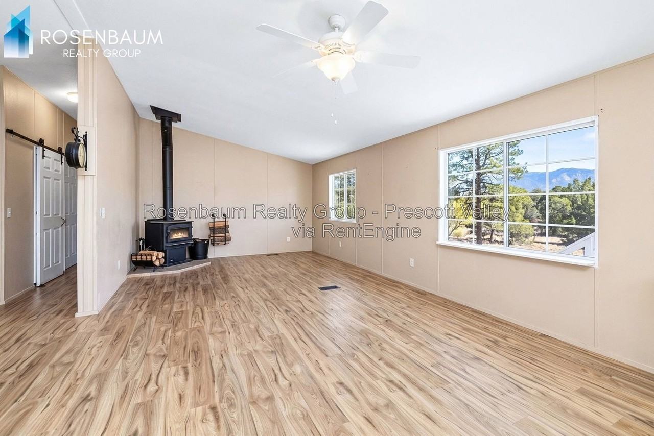 9550 E Marilyn Ln - Photo 4 of 13
