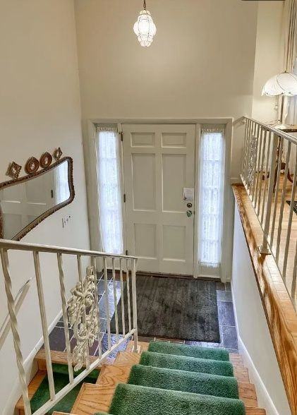 18 Meadow View Dr - Photo 3 of 28