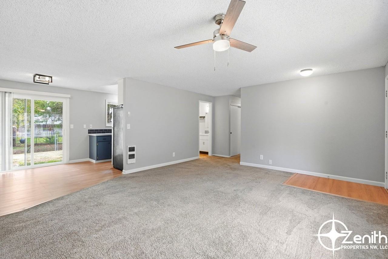 9510 Ne 20th St - Photo 6 of 25