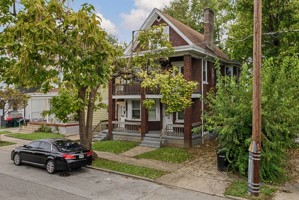 featured image of 1548 Jonathan Ave #2