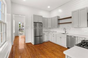 featured image of 713 Valence St