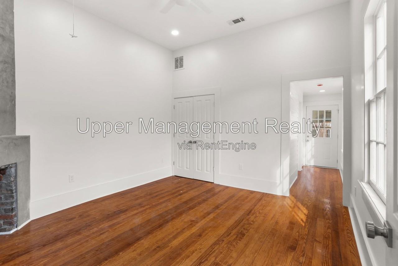 713 Valence St - Photo 3 of 9