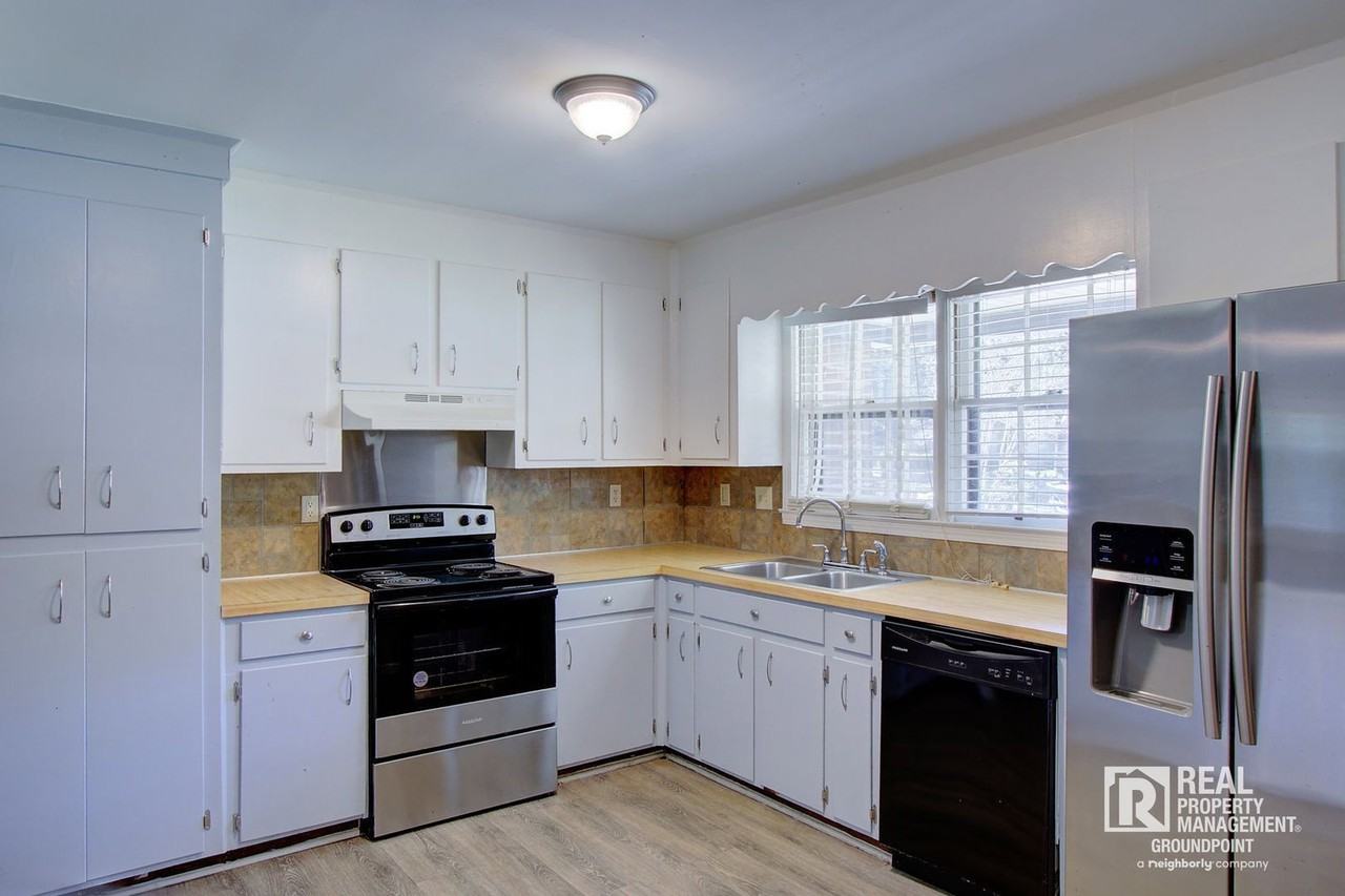 110 Duncan Ct - Photo 3 of 30