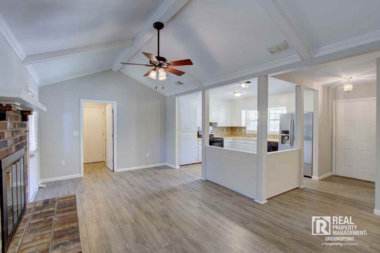 110 Duncan Ct - Photo 7 of 30