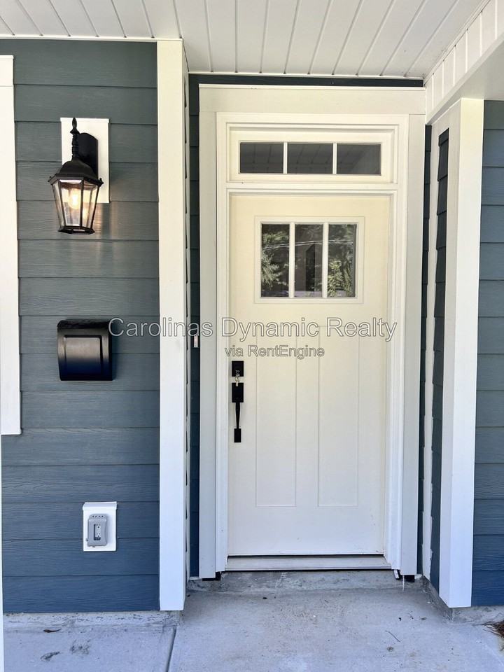 1804 Purser Dr - Photo 2 of 28