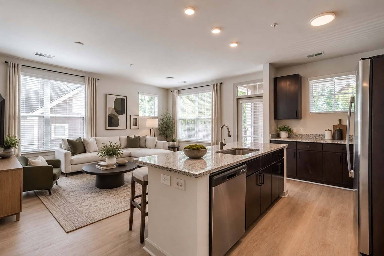 Gramercy Square at Ayrsley - Photo 6 of 29