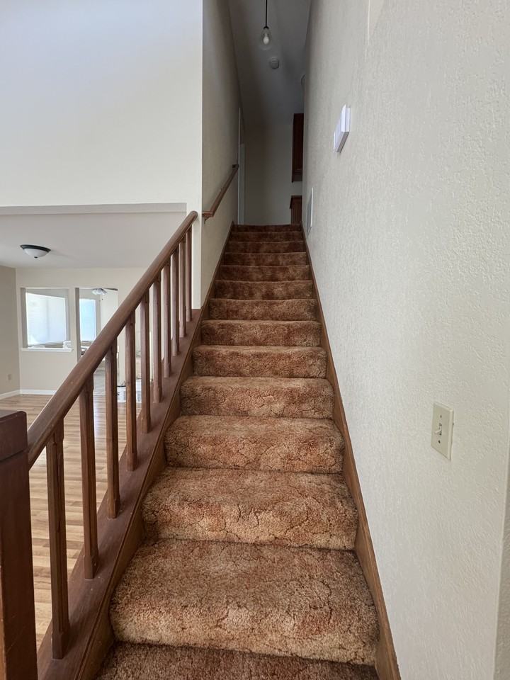 3732 Gladstone Dr #NA - Photo 4 of 15