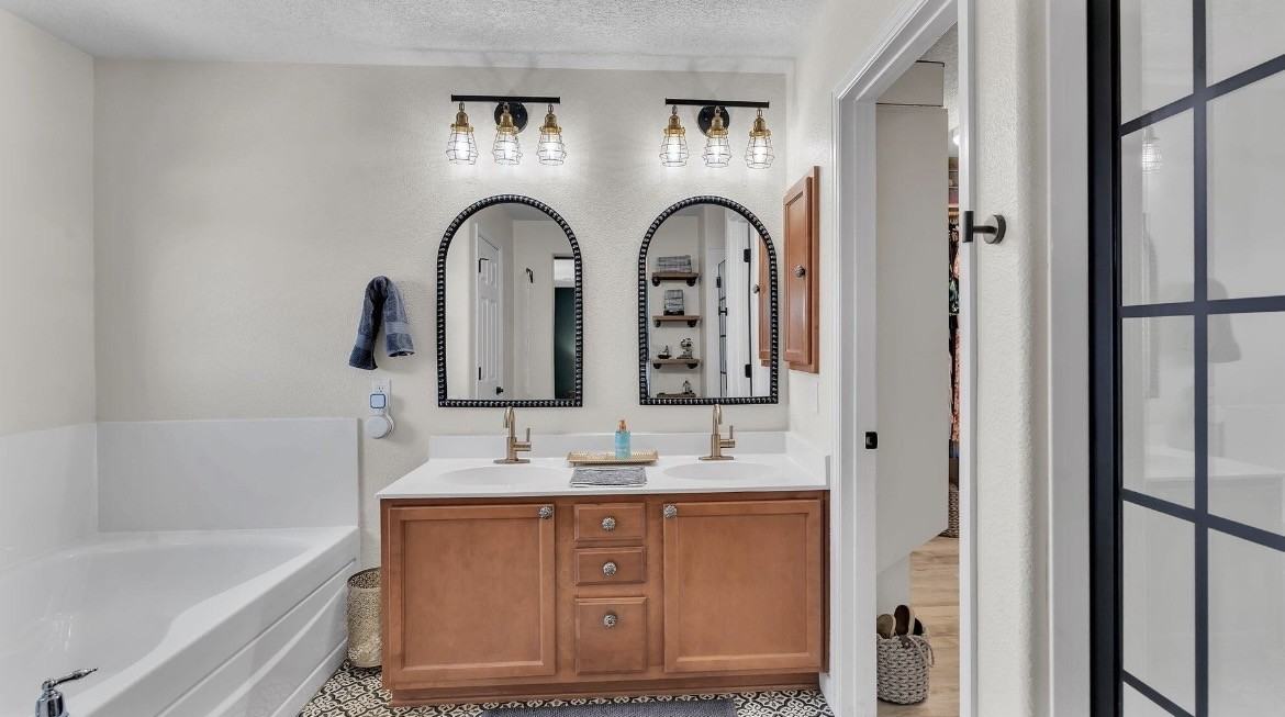 409 Vista Roja Pl Ne, Rio Rancho, Nm 87124 #NA - Photo 2 of 13