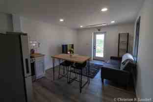 111 W Madison St #C - Photo 1 of 1