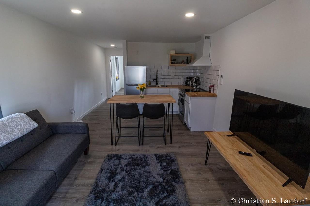 111 W Madison St #C - Photo 2 of 8