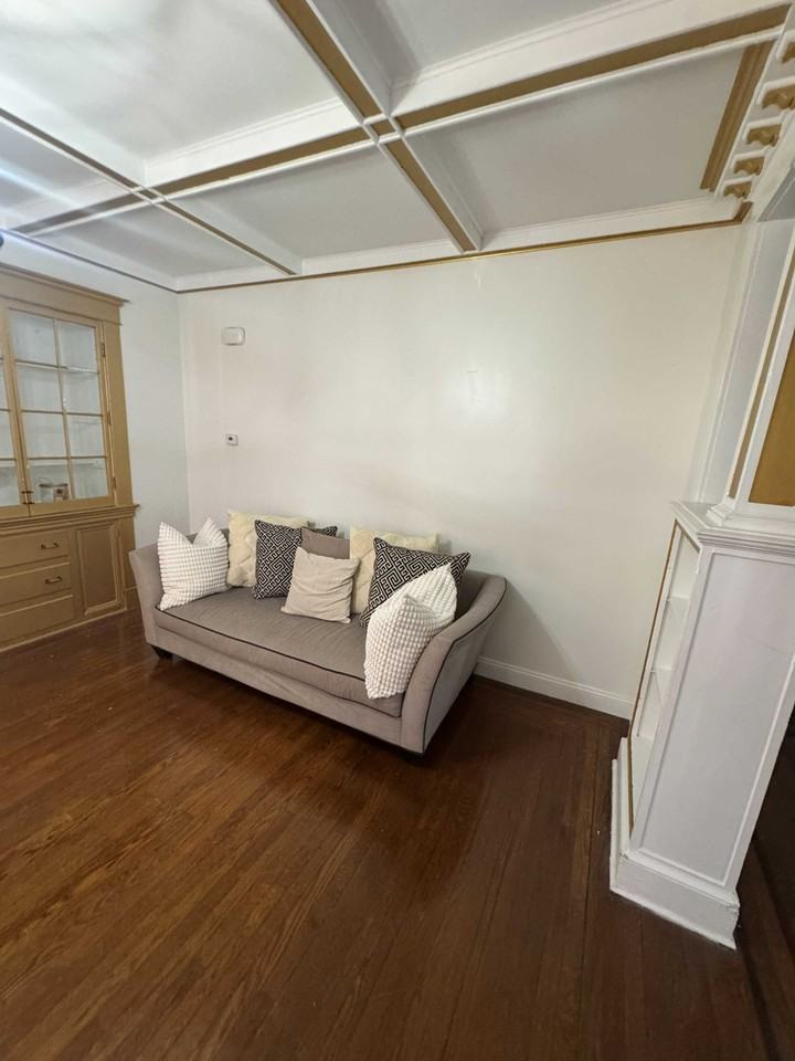 13 Blake St #1stFL - Photo 3 of 17