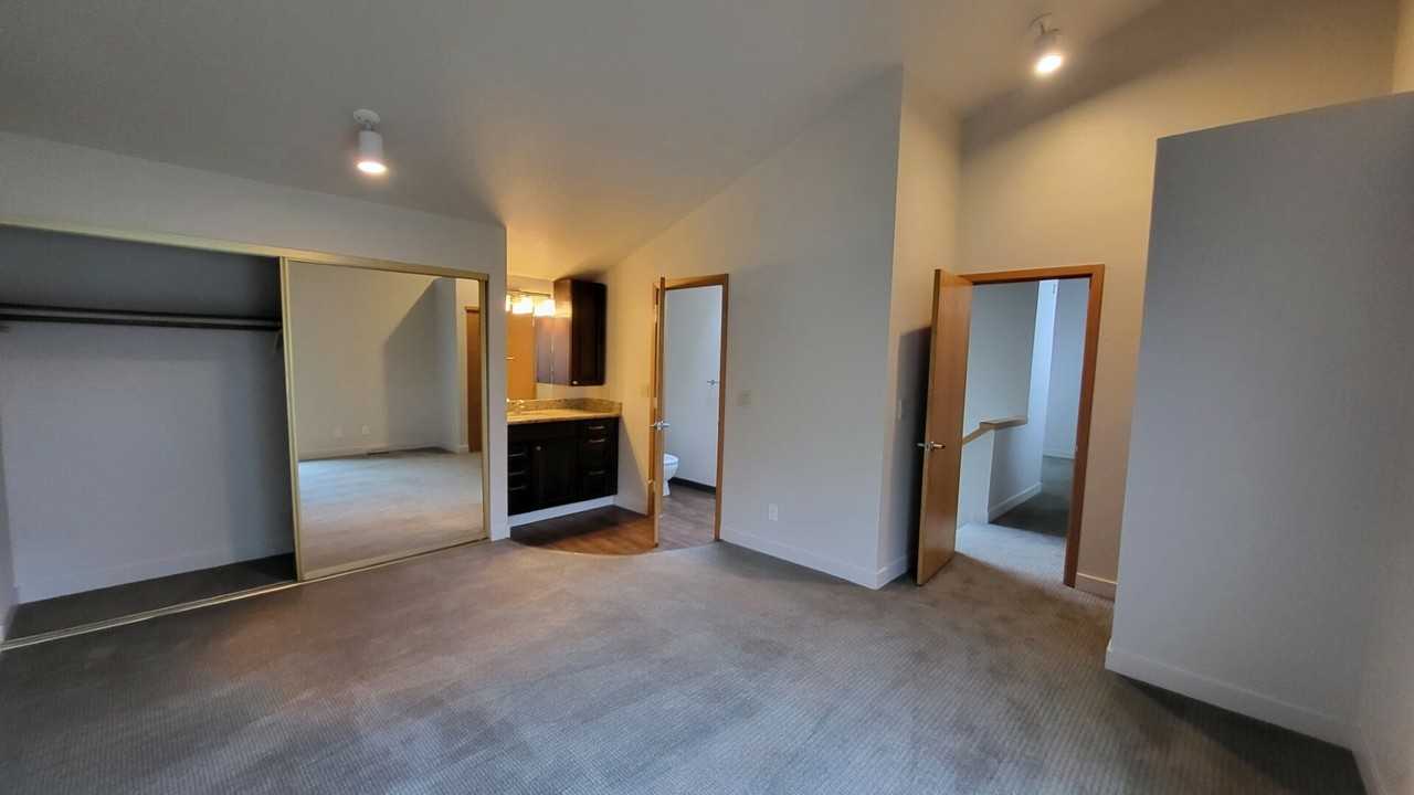 2042 S 233rd St - Photo 7 of 12