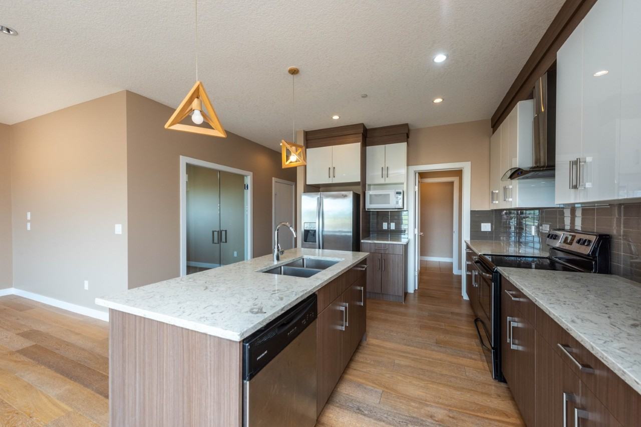 23 Lakewood Mews Uppr - Photo 6 of 36