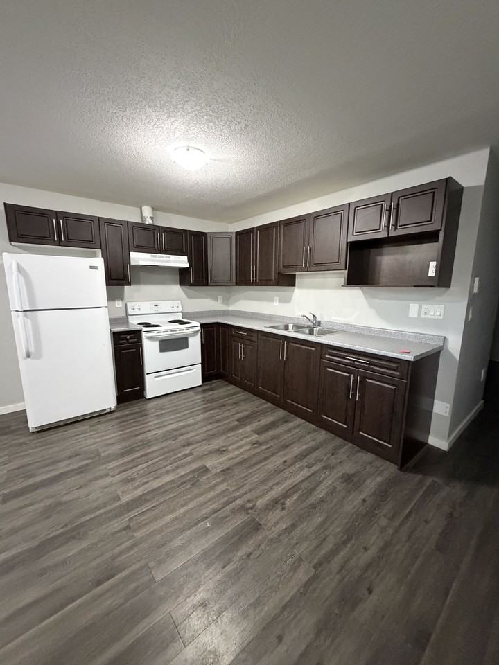 6260 Little Pine Loop - Photo 2 of 8