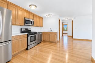 Live Near Como Park! Charming 4 - Photo 1 of 1