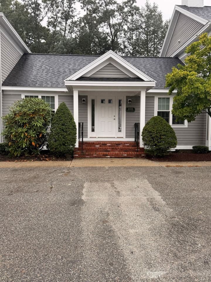 439 Main St #101 - Photo 5 of 43