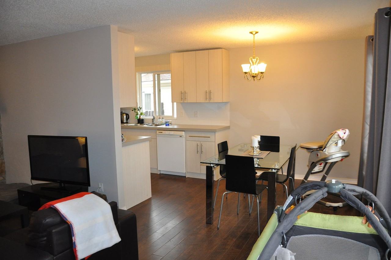 48 Woodborough Cres Sw - Photo 3 of 22