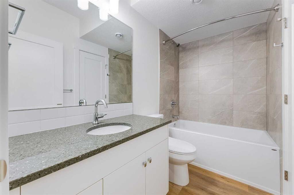 1417 41 St Sw - Photo 5 of 7