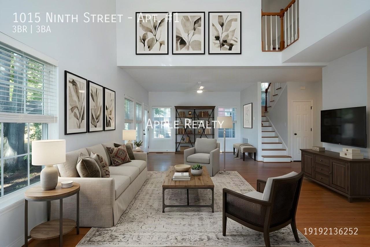 1015 9th St #1 - Photo 4 of 45