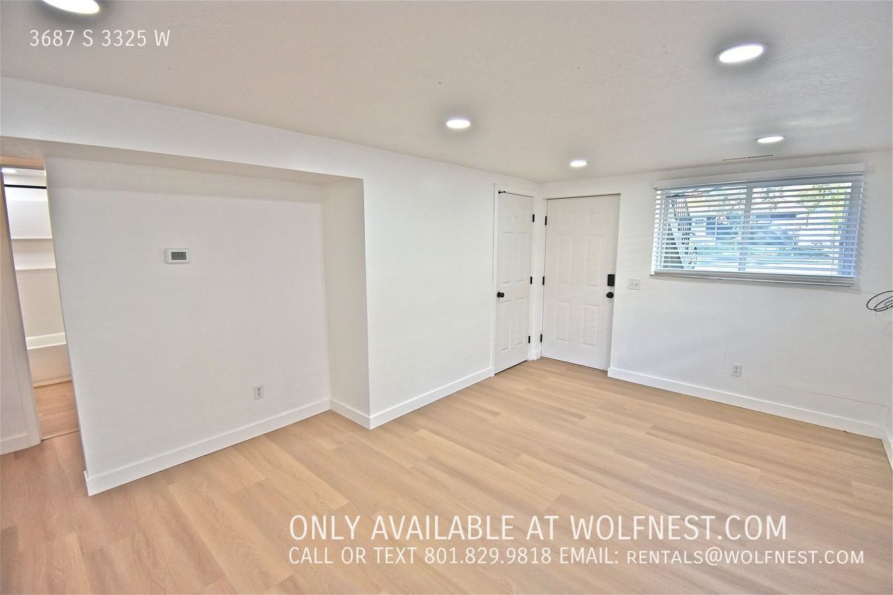 3687 S 3325 W - Photo 6 of 19