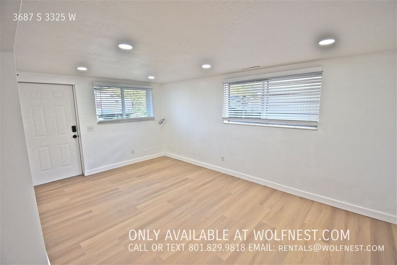 3687 S 3325 W - Photo 7 of 19