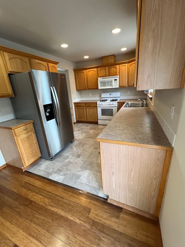 20514 66th Dr Ne - Photo 4 of 31