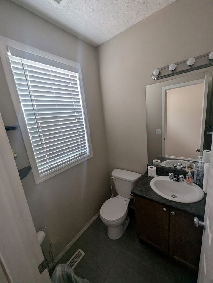 193 Galloway Wynd - Photo 6 of 10