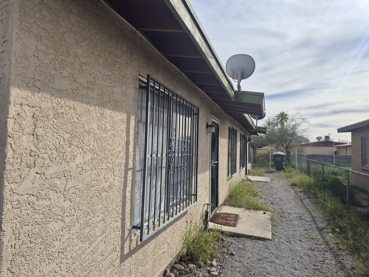 757 West 41st Street - Photo 2 of 10