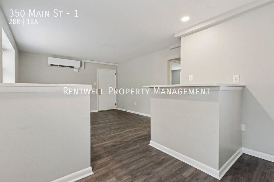 350 Main St #1 - Photo 2 of 20
