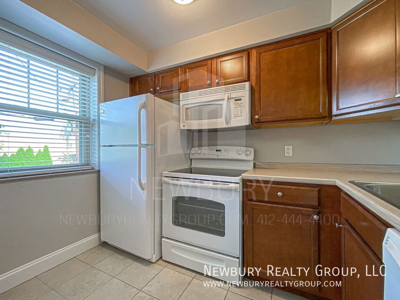 106 W Steuben St #4 - Photo 7 of 24