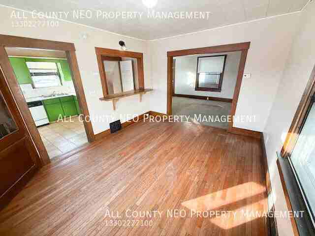 1883 2nd St - Photo 6 of 38