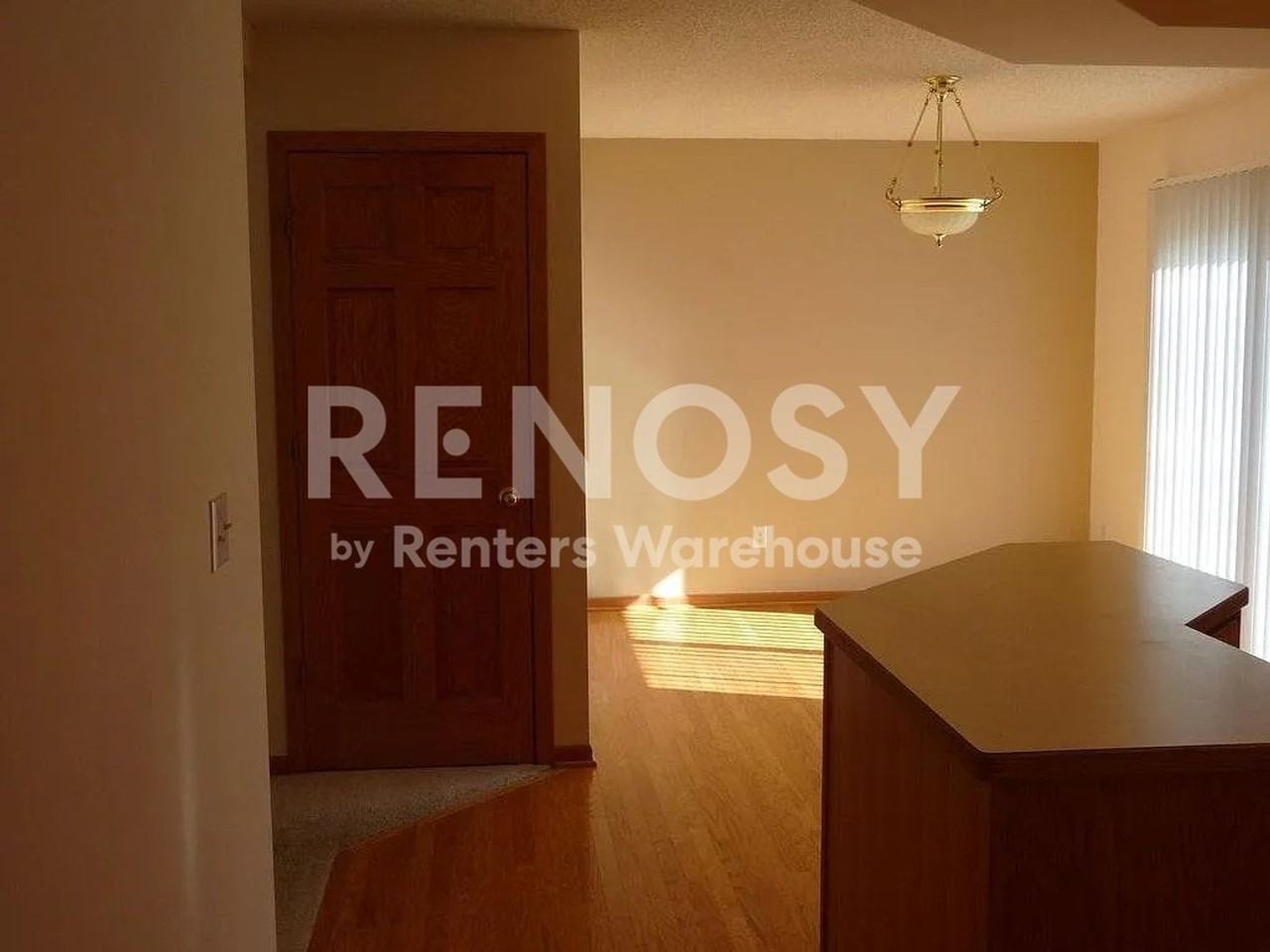 29653 North Ct - Photo 5 of 7