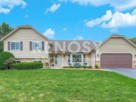 10805 46th Pl N - Photo 1 of 1