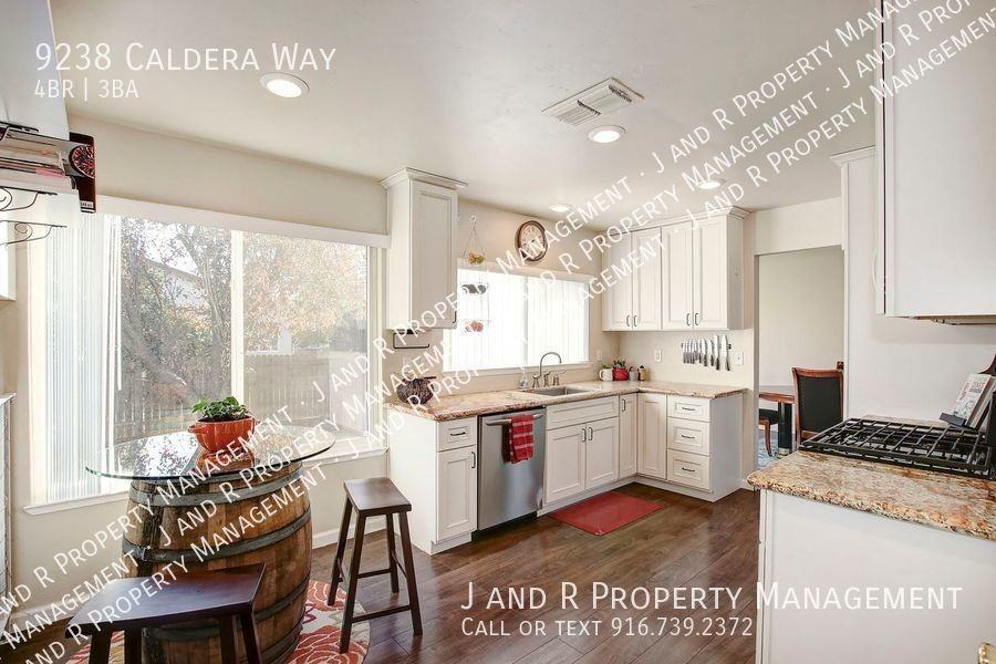 9238 Caldera Way - Photo 5 of 18