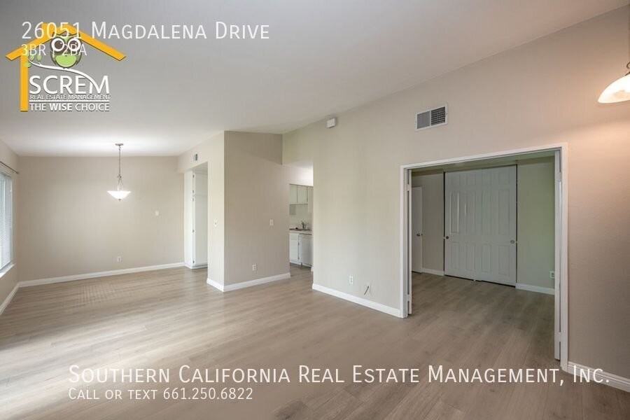 26051 Magdalena Dr - Photo 6 of 20