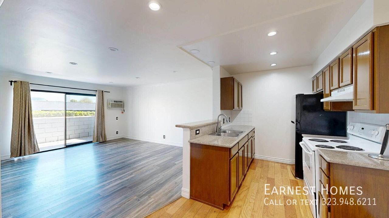 20234 Cantara St #141 - Photo 4 of 15