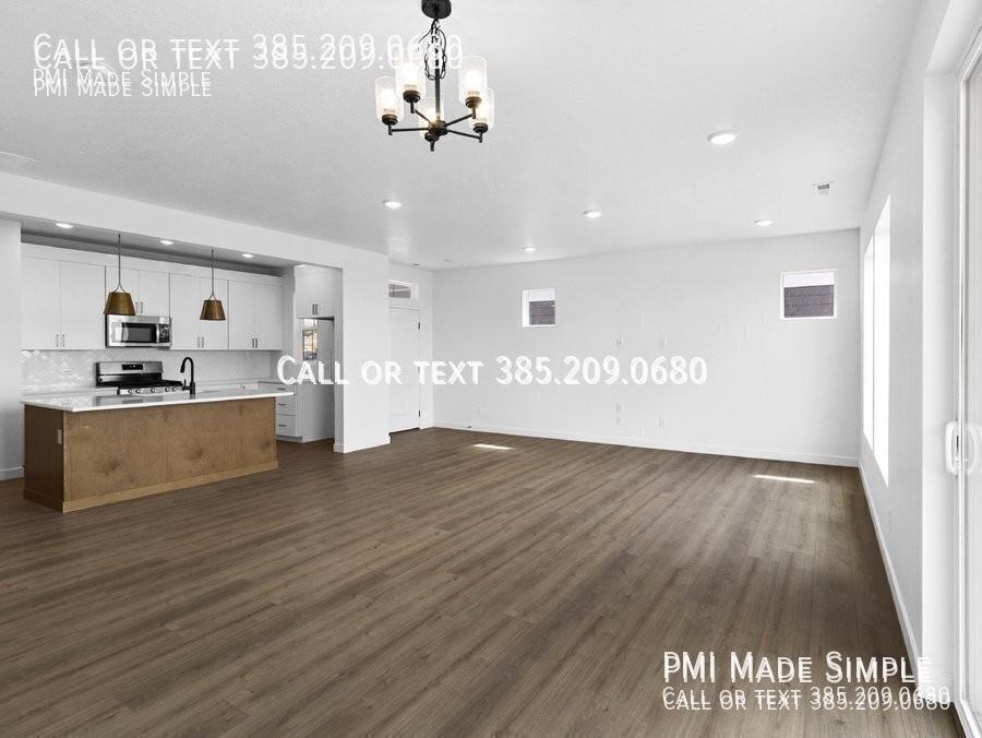 4935 W Willowbank Dr - Photo 5 of 25