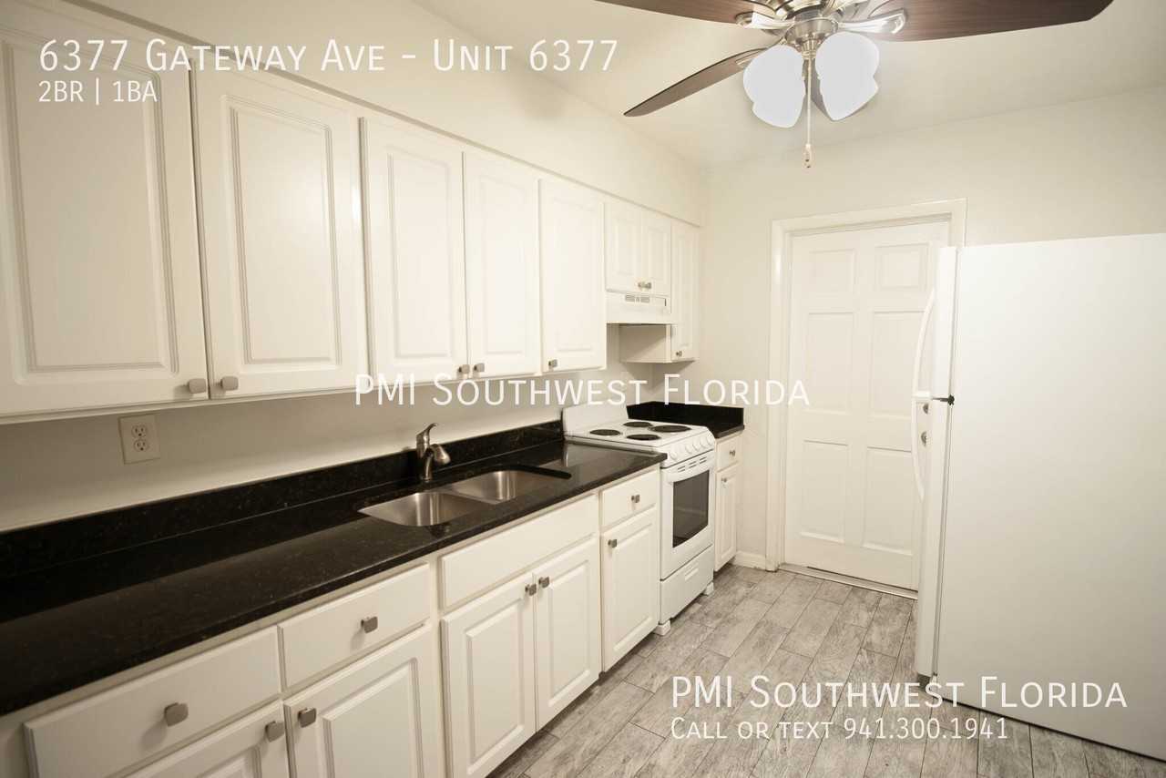 6377 Gateway Ave #6377 - Photo 5 of 10