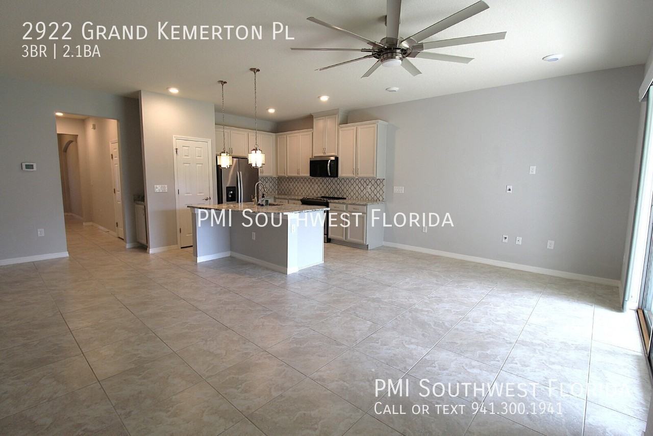 2922 Grand Kemerton Pl - Photo 2 of 28