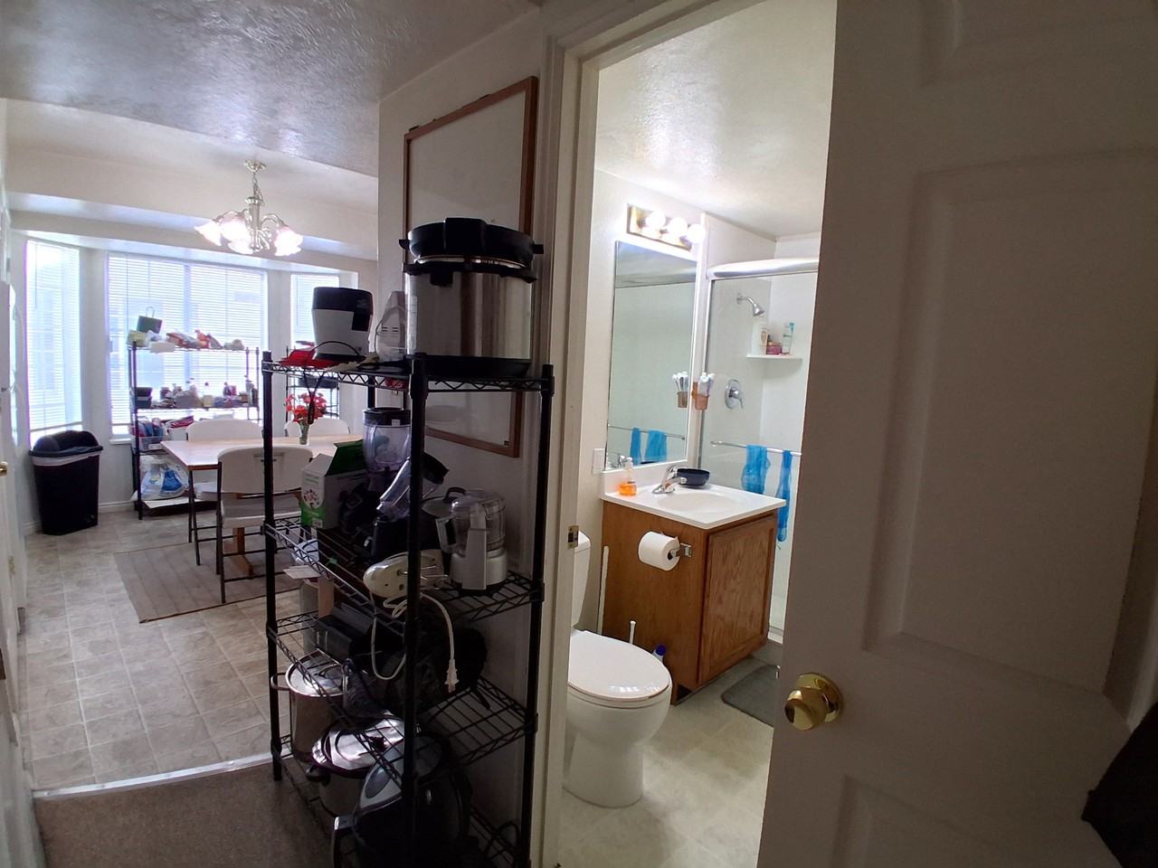 565 N 300 E - Photo 3 of 27