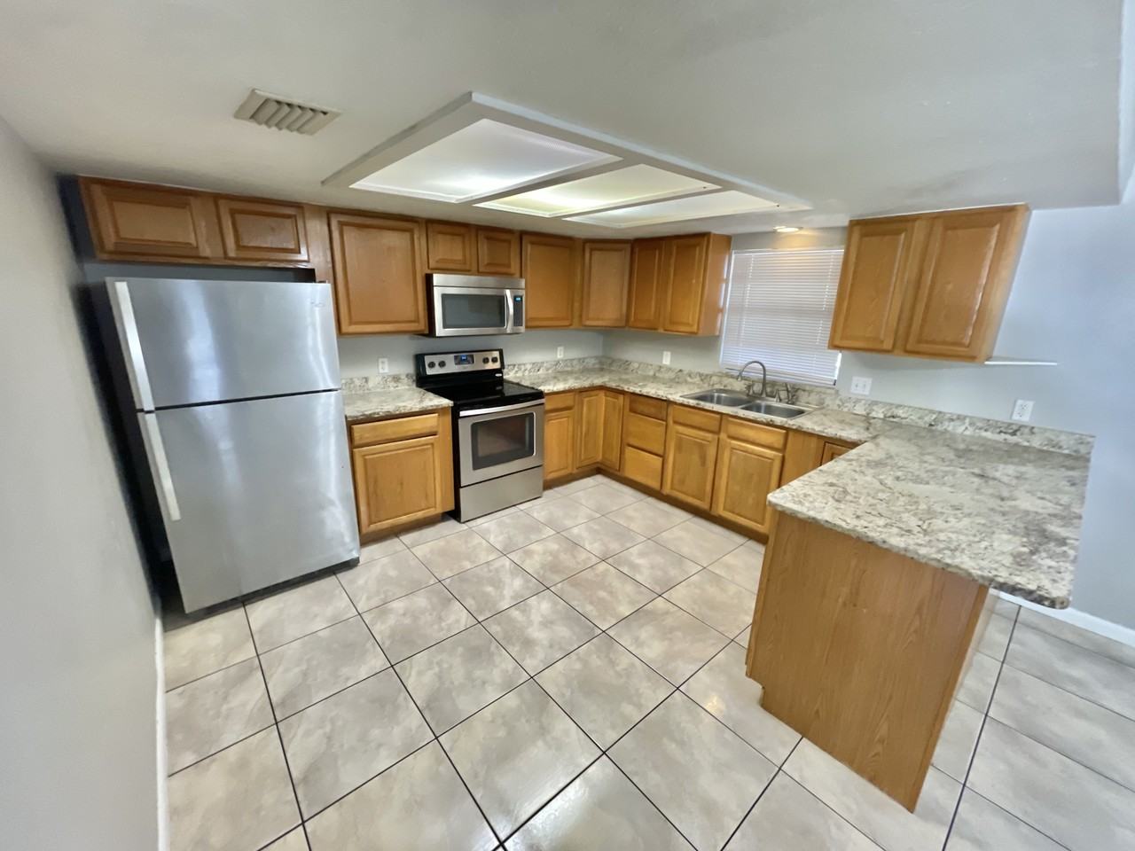 4485 White Oak Cir #1 - Photo 6 of 19