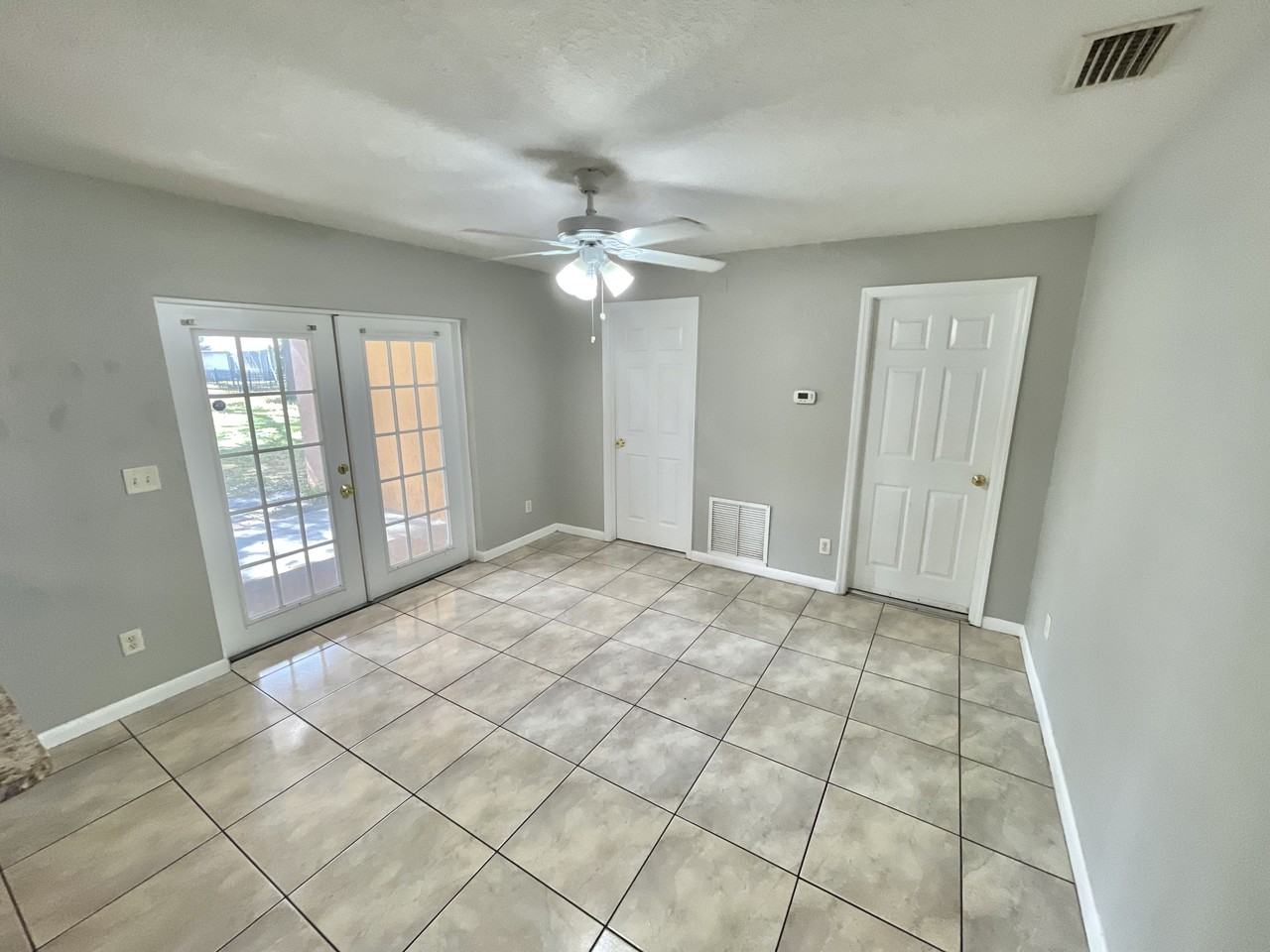 4485 White Oak Cir #1 - Photo 7 of 19