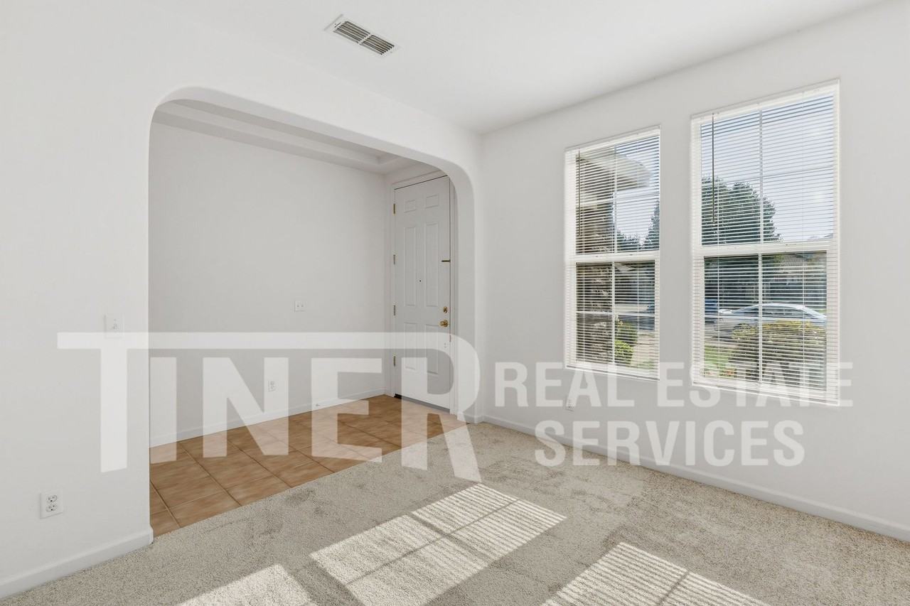 10144 Blossom Ridge Dr - Photo 2 of 29