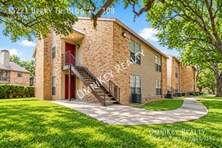 15221 Berry TrlBldg: A #108 - Photo 1 of 1