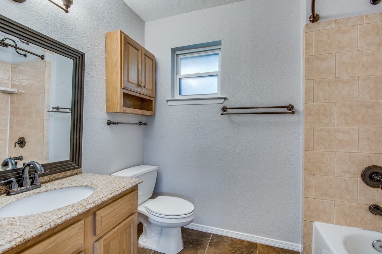2131 Onetta Dr - Photo 7 of 12