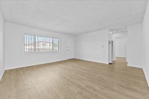 featured image of 13106 S Vermont Ave #06